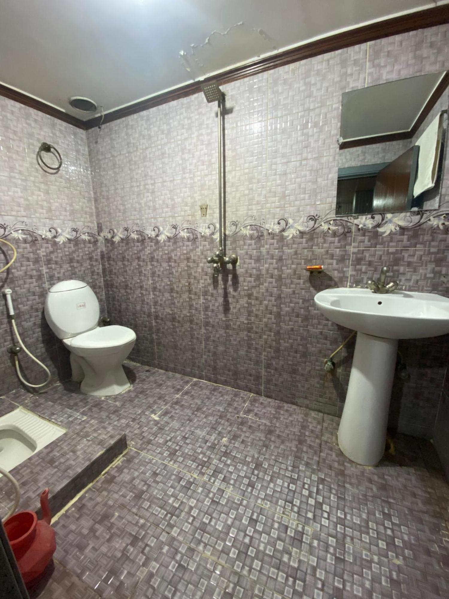Baoo Jee Hotel Islamabad Rawalpindi Exteriör bild