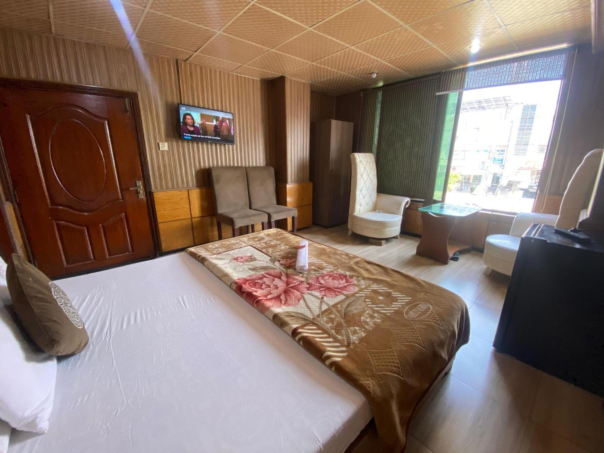Baoo Jee Hotel Islamabad Rawalpindi Exteriör bild